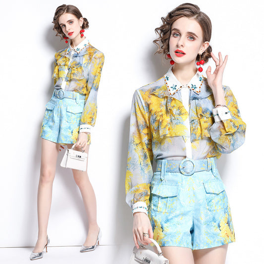 Conjunto Veraniego Mujer: Blusa con Volantes y Shorts Estampados