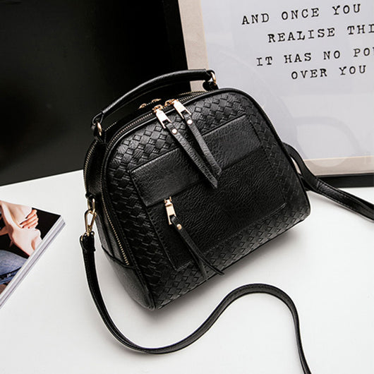 Bolsa Tejida Minimalista para Mujer - Bandolera de Mano Elegante - Image 9