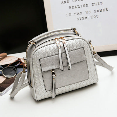 Bolsa Tejida Minimalista para Mujer - Bandolera de Mano Elegante - Image 11