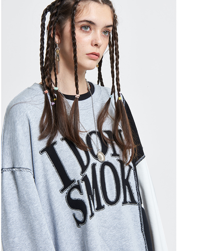 Sudadera de Pareja con Bordado Deconstruido y Detalle de Costura Asimétrica - Image 11