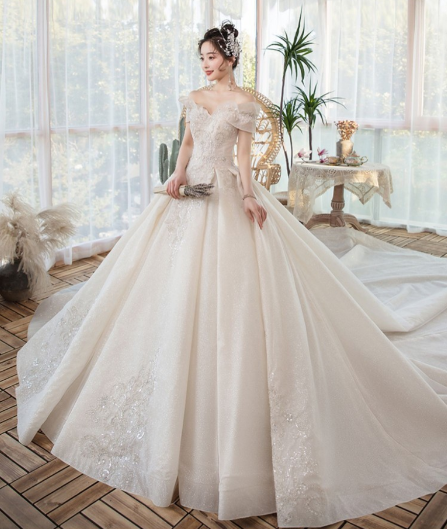 Vestido de Novia Asimétrico Hada Bosque con Cola Estrellada - Image 5