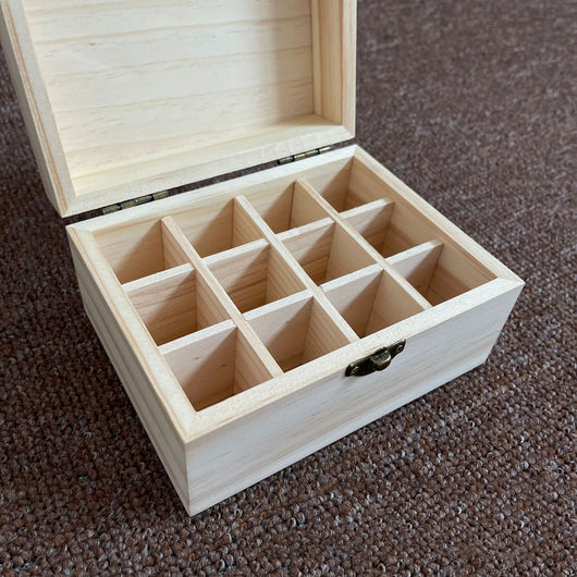 Bolsa de Almacenamiento de Madera de Pino con Compartimentos Cuadrados para Aceites Esenciales - Image 8