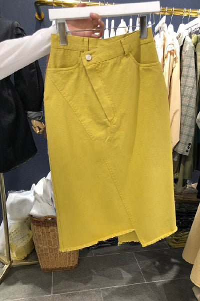 Falda Elegante de Cintura Alta con Botones y Borde Deshilachado