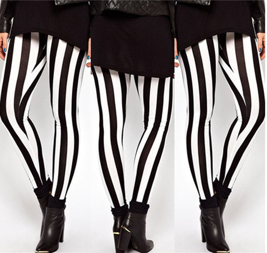 Leggins de Rayas Verticales Blancas y Negras para Primavera - Image 3