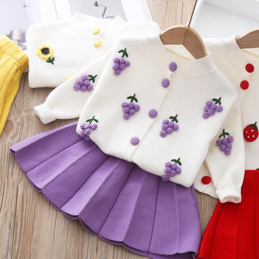 Conjunto de Dos Piezas para Niña: Suéter y Falda Plisada Estilo Europeo - Image 7