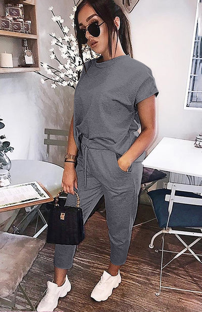 Conjunto Casual de 2 Piezas: Top Corto Manga Corta y Pantalón Capri - Image 6