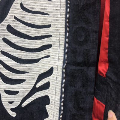 Chaqueta Retro Kapital Hirata Kazuhiro con Bordado de Esqueleto y Cierre en Costilla - Image 4