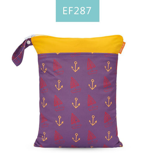 Bolsa Impermeable Reutilizable para Pañales y Artículos de Bebé - Image 24