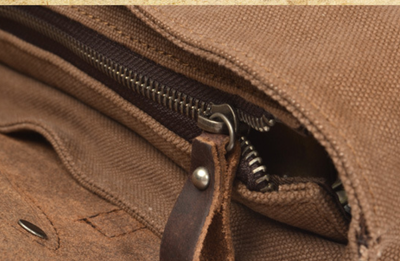 Bolsa de Hombro para Hombre en Cuero Crazy Horse con Lona - Image 10