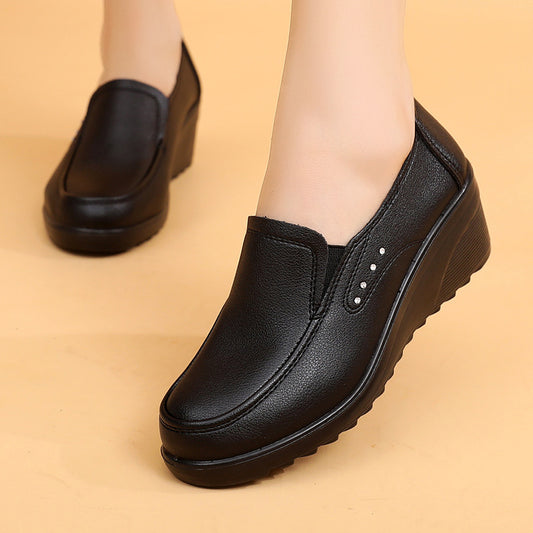 Zapatos Cómodos para Mujer con Tacón Medio - Cuero Suave y Versátil