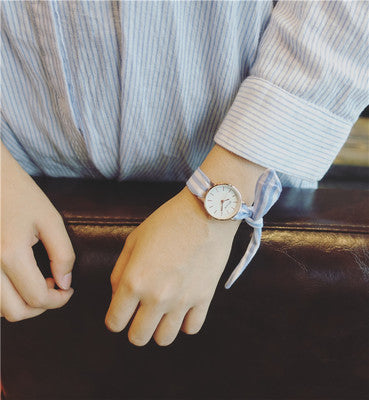 Reloj de Tela Retro para Mujer - Diseño Minimalista Coreano y Japonés