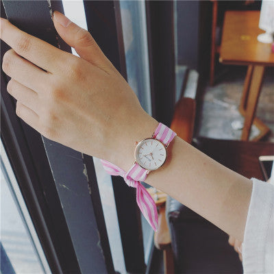 Reloj de Tela Retro para Mujer - Diseño Minimalista Coreano y Japonés - Image 12
