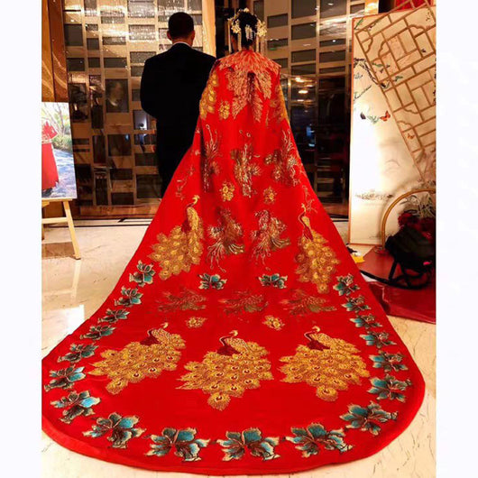 Vestido de Novia Tradicional Chino con Capa Larga Xiuhe - Image 6