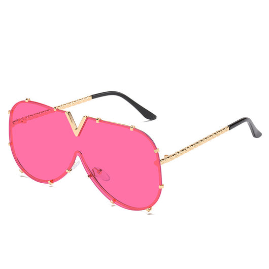 V-shaped one-piece lens frog sunglasses with a gold frame and gradient purple to pink lenses. - Image 9