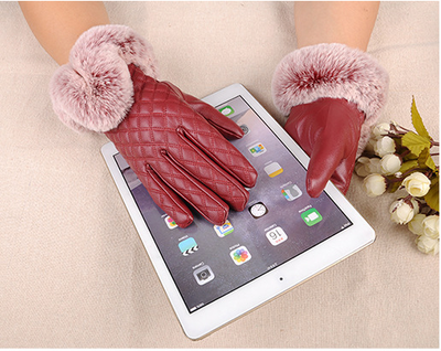 Guantes de Invierno con Pompón de Piel Sintética y Pantalla Táctil - Image 8