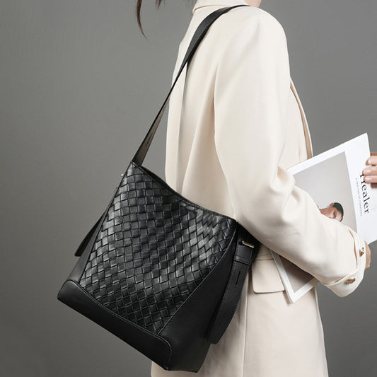 Bolso Bandolera de Cuero Genuino - Estilo y Funcionalidad - Image 2