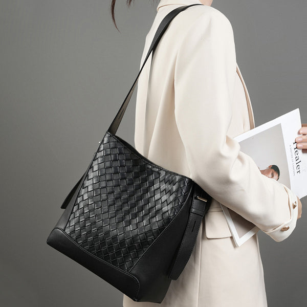 Bolso Bandolera de Cuero Genuino - Estilo y Funcionalidad