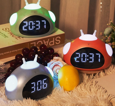 Reloj Despertador Infantil con Luz Nocturna y Diseño de Mascota - Image 5