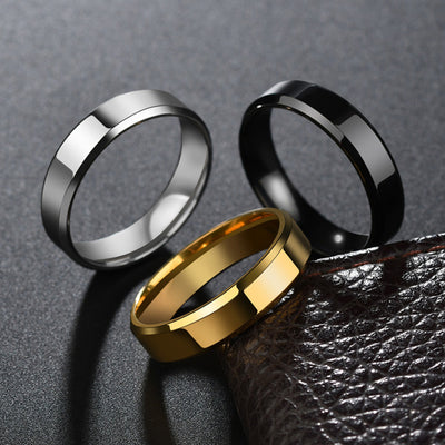 Anillo de Acero Inoxidable Dorado para Hombre y Mujer - Joya Elegante y Versátil