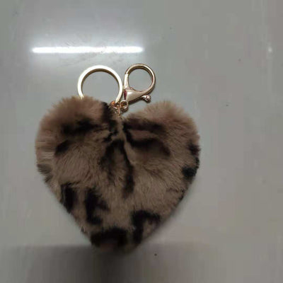 Llavero Corazón Peluche Leopardo con Bola de Pelaje - Accesorio para Auto y Bolso