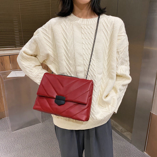 Bolso Bandolera Cuadrado Rombo Versátil con Cadena Dorada - Image 6