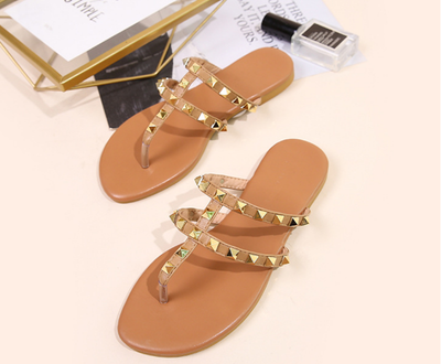 Sandalias y Pantuflas con Suela Suave y Remaches - Image 15