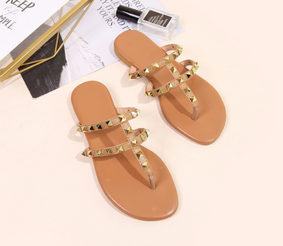 Sandalias y Pantuflas con Suela Suave y Remaches - Image 2