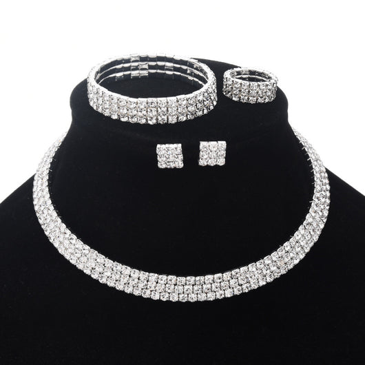 Collar Multicapa con Garras de Diamante y Perlas - Juego de Cuatro Piezas - Image 2