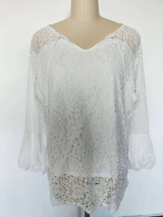 Blusa Blanca de Encaje Calado Cuello V Suelta Manga Larga Versátil - Image 10
