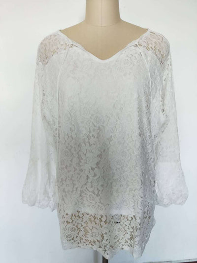 Blusa Blanca de Encaje Calado Cuello V Suelta Manga Larga Versátil - Image 6