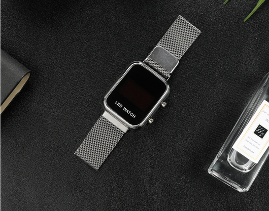 Reloj Digital LED Luminoso con Hebilla Magnética para Estudiantes y Profesionales - Image 8