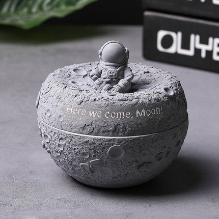 Cenicero Decorativo Luna Nórdico - Diseño Astronauta para Oficina y Hogar