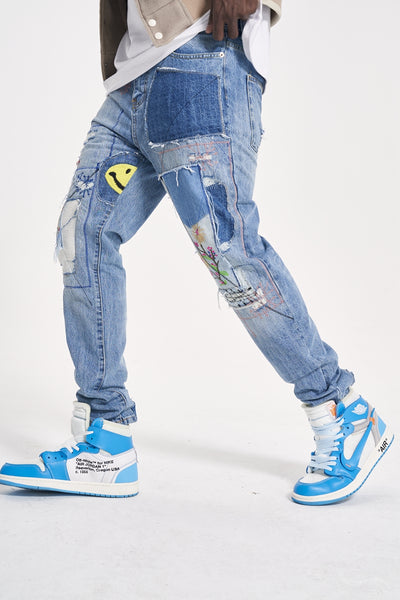 Jeans Rectos Vintage con Parches Florales Desgarrados y Bordado Sonrisa - Image 11