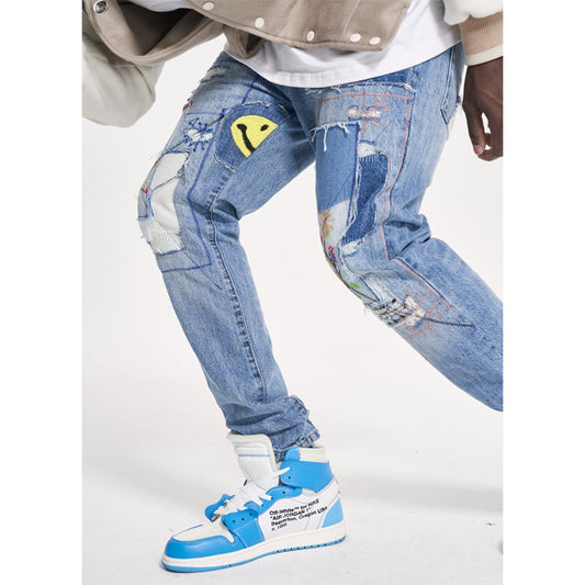 Jeans Rectos Vintage con Parches Florales Desgarrados y Bordado Sonrisa