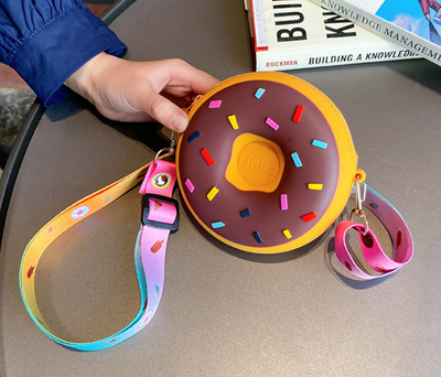 Bolsa Mensajera Princesa Adorable para Niñas y Monedero Pequeño - Image 10