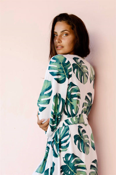 Blusa Playera de Gasa con Estampado Floral y Cordón en Cintura - Image 9
