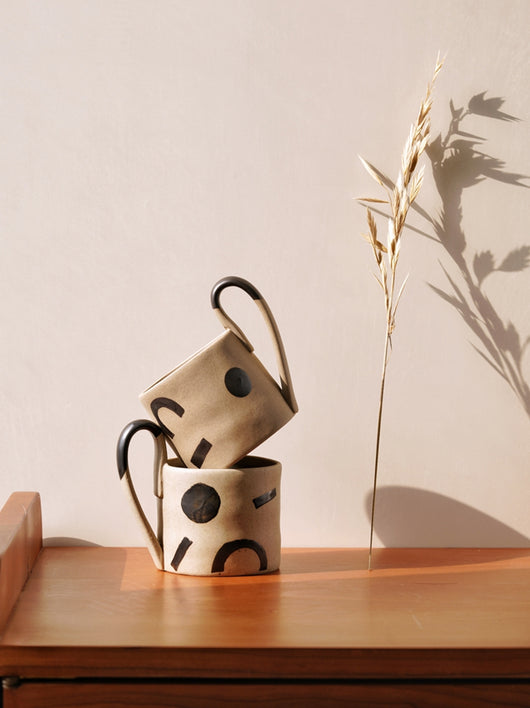 Taza de Cerámica Artesanal con Patrón Geométrico - Taza de 380ml para Café y Leche - Image 8