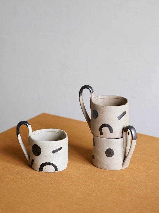 Taza de Cerámica Artesanal con Patrón Geométrico - Taza de 380ml para Café y Leche - Image 5