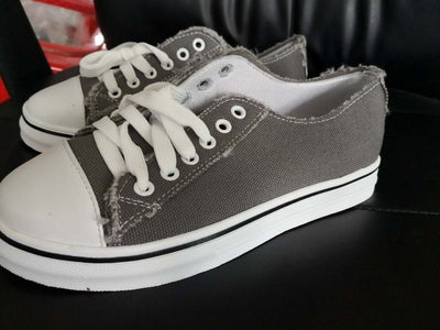 Zapatillas de Lona Retro Bajas para Estudiantes - Sneakers Planos con Cordones - Image 3