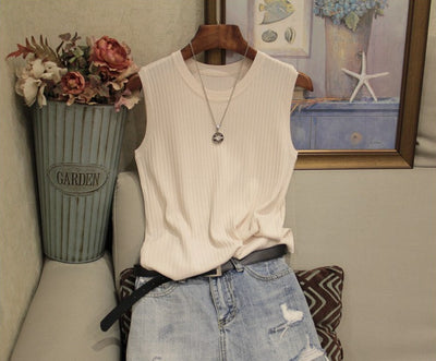 Blusa Sin Mangas Cuello Redondo con Tirantes Anchos para Mujer - Image 8