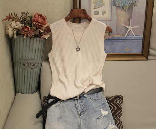 Blusa Sin Mangas Cuello Redondo con Tirantes Anchos para Mujer - Image 8