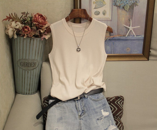 Blusa Sin Mangas Cuello Redondo con Tirantes Anchos para Mujer - Image 5