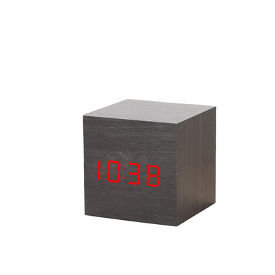 Reloj Despertador LED de Madera con Pantalla Digital - Image 7
