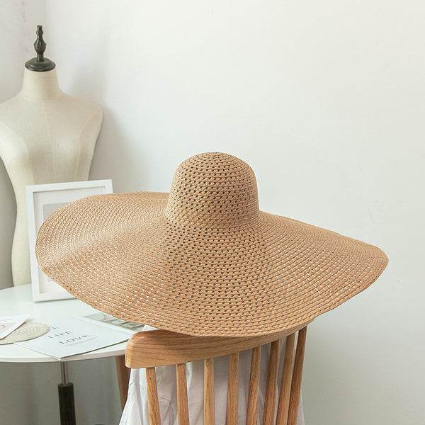 Sombrero de Playa Tejido en Paja con Ala Extragrande