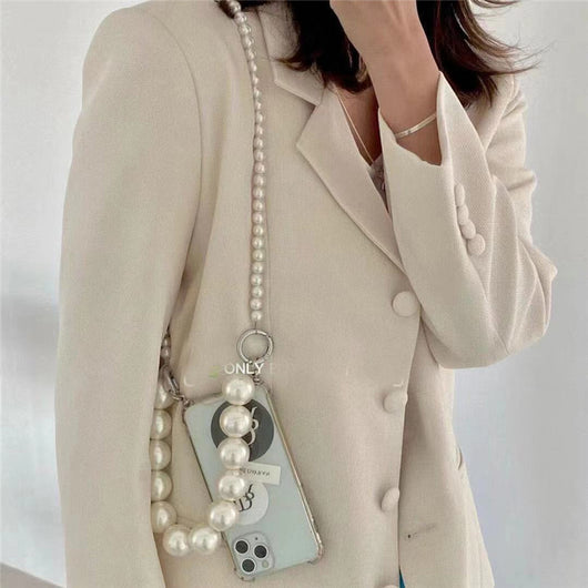 Funda Elegante para Celular con Cadena de Perlas y Mochila Diagonal - Image 3