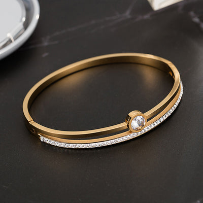 Colección de Joyas de Lujo para Mujer: Anillos, Collares, Pulseras y Aretes - Image 7