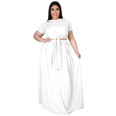 Conjunto de Dos Piezas Falda Tableada Monocromo con Corbata Cruzada