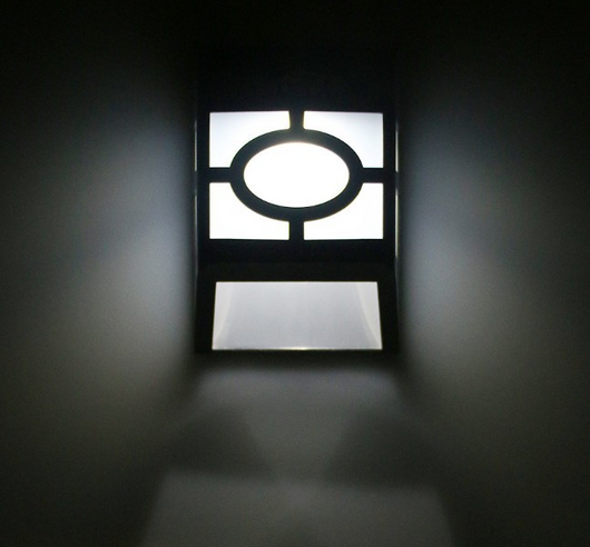 Lámpara Solar de Pared con 2 LED - Luz Decorativa para Cercas y Jardines - Image 15