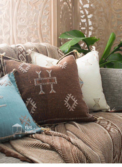 Cojín Marroquí Artesanal Bohemio para Sofá y Ventana - Image 11