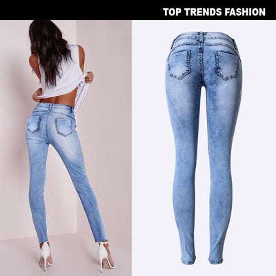 Jeans Skinny Talle Bajo Azul Cielo con Patchwork y Efecto Push Up - Image 4